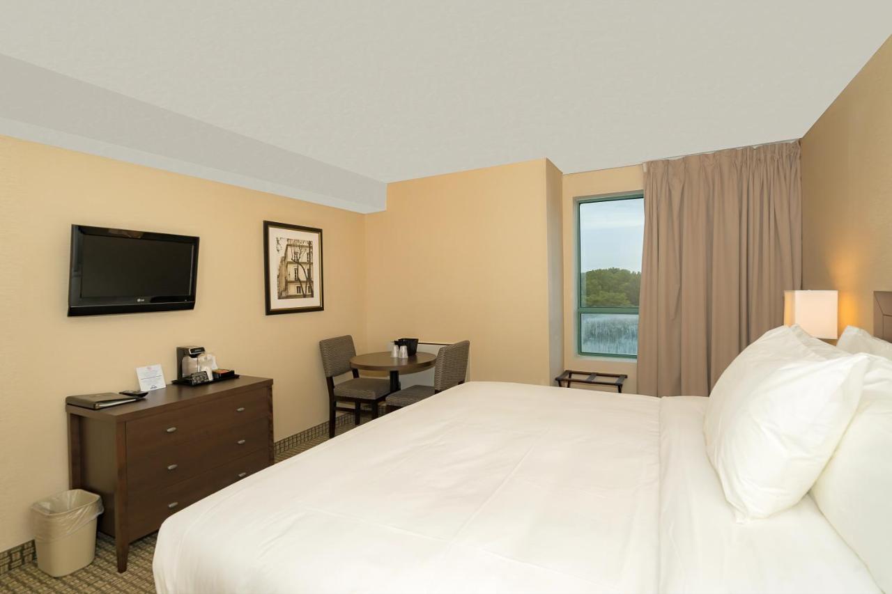 Days Inn By Wyndham Niagara Falls Lundys Lane Esterno foto