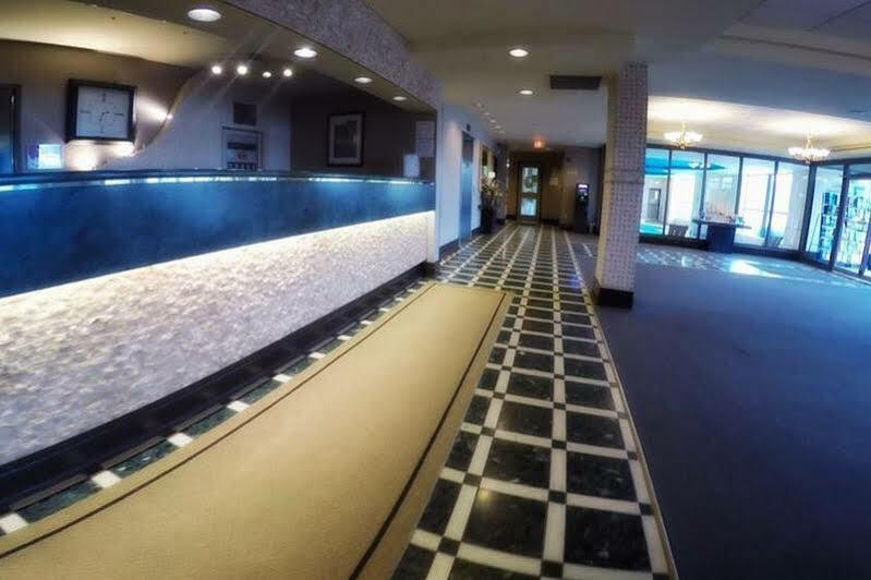 Days Inn By Wyndham Niagara Falls Lundys Lane Esterno foto